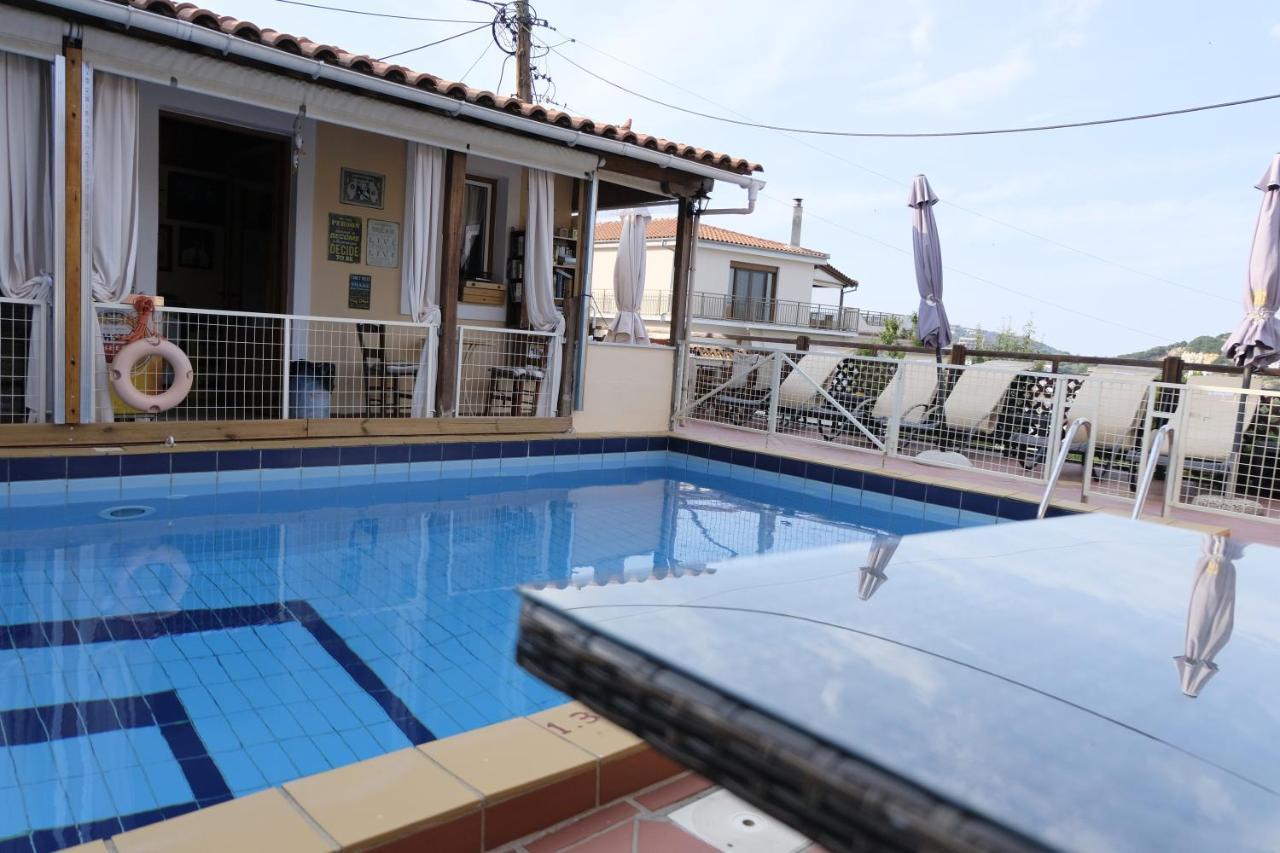 Taxiarchis Apartments Città di Skiathos Esterno foto