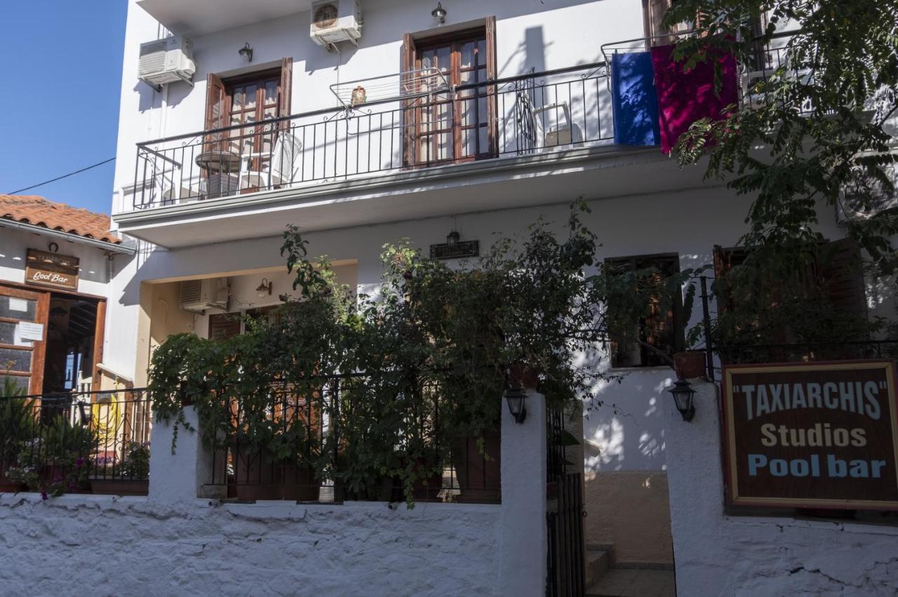 Taxiarchis Apartments Città di Skiathos Esterno foto