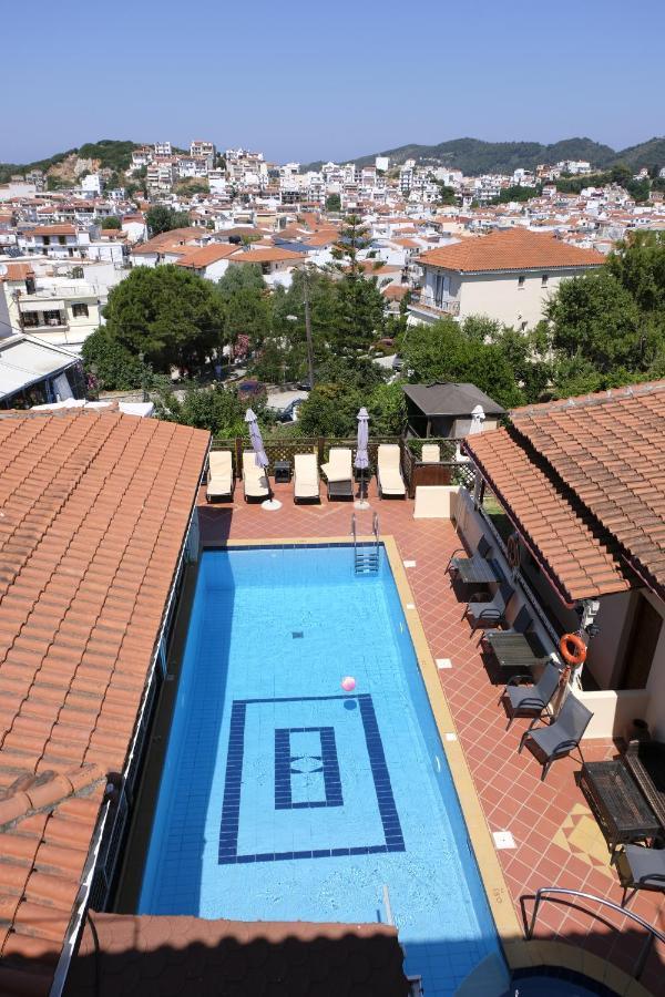 Taxiarchis Apartments Città di Skiathos Esterno foto