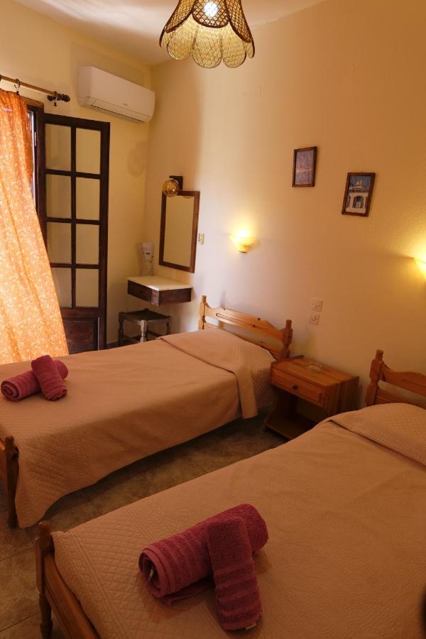 Taxiarchis Apartments Città di Skiathos Camera foto