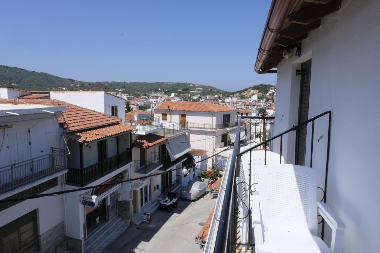 Taxiarchis Apartments Città di Skiathos Esterno foto