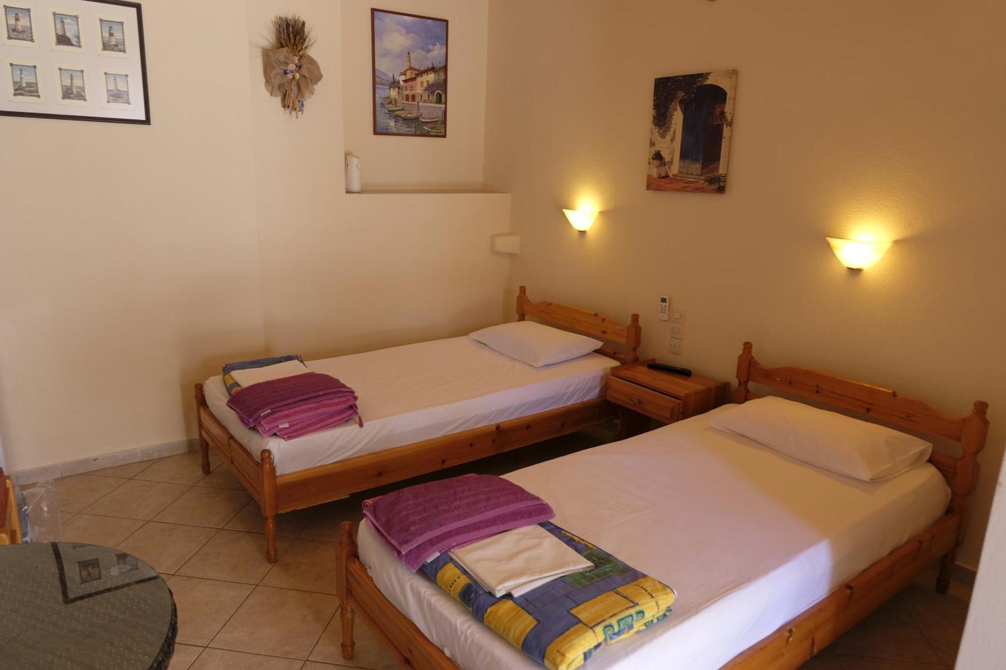 Taxiarchis Apartments Città di Skiathos Camera foto
